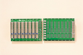Compact PCIバックボード