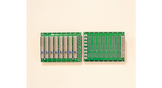 Compact PCIバックボード