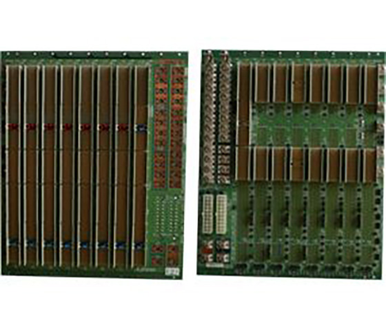 Compact PCI-6Uバックボード（コンピュータテレフォニー適合・ホットスワップ対応タイプ）